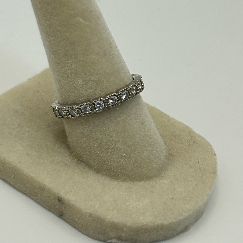 Sterling Silver Crystal Ring Stamped 925 Clear Crystals Dainty Sparkle Size 6.5 - Picture 3 of 10